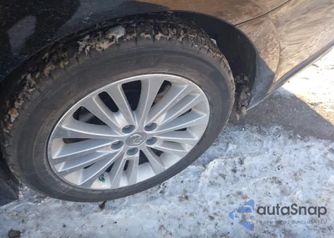 2013 Toyota Avalon Hybrid Xle Touring from USA, damaged, VIN 4T1BD1EB4DU011462